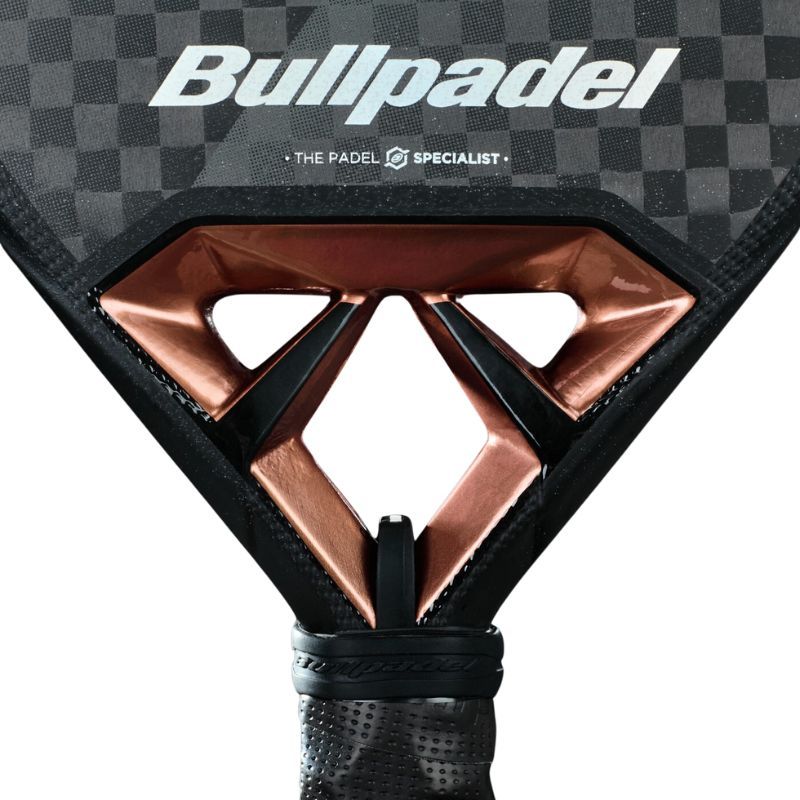 RAQUETTE DE PADEL BULLPADEL VERTEX 04 2025