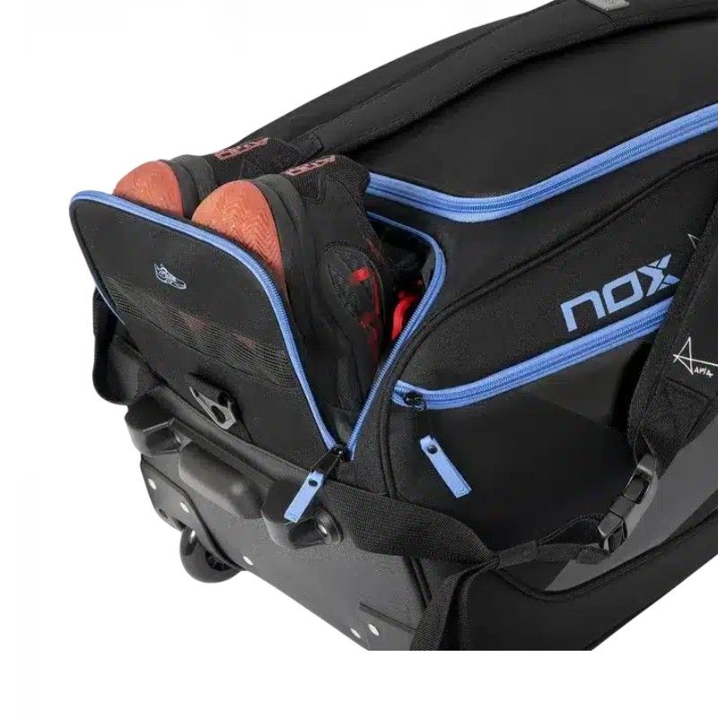 SAC DE PADEL NOX AT10 COMPETITION TROLLEY noir/bleu